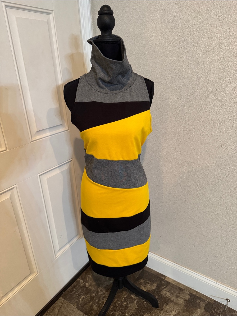 Sleeveless Turtleneck Striped Midi Dress in Yellow, Gray & Black